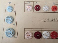 画像2: フランス 1940-50年代 カラフルなボタンサンプルシート 14mm+18mm+22mm (2)