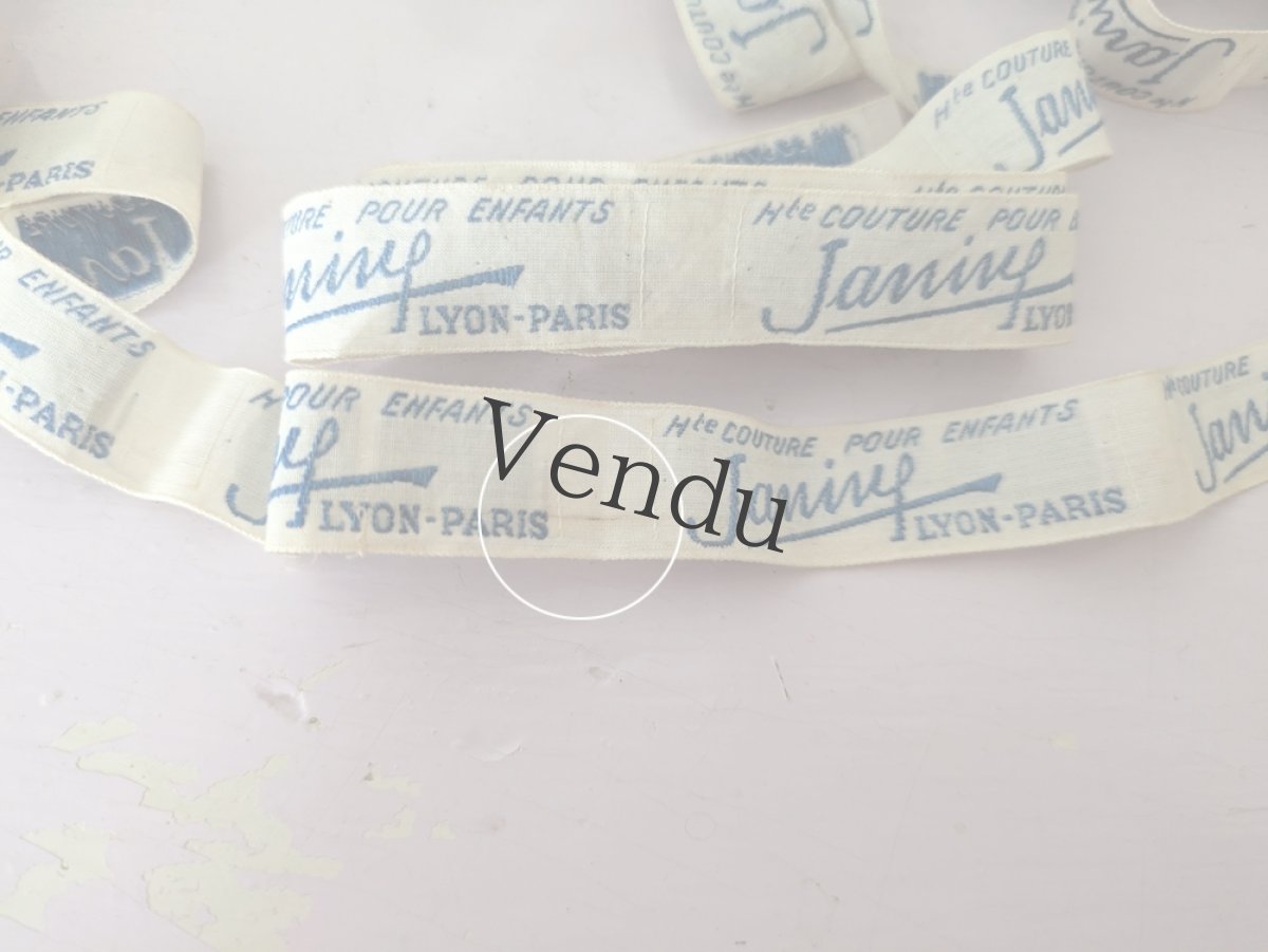 画像6: フランスヴィンテージ　タグ 水色刺繍 10タグ〜 (6)