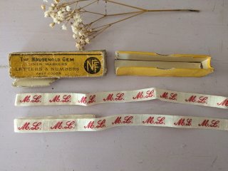 フランスアンティークメルスリーとブロカント雑貨のお店｜Mon