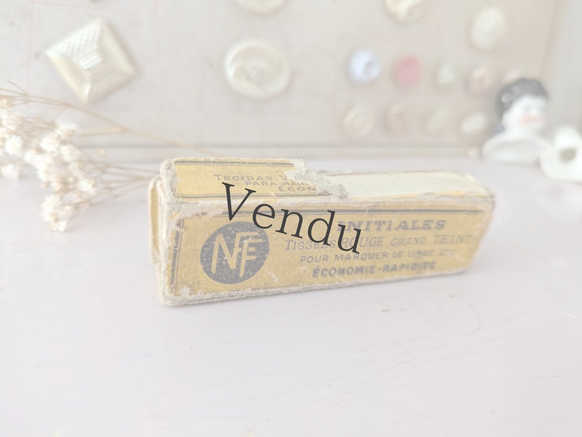 画像6: フランスアンティーク イニシャルテープ《ML》箱入り (6)