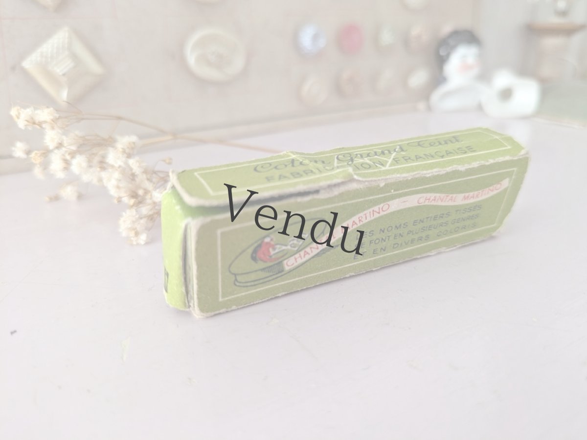 画像6: フランスアンティーク イニシャルテープ《AB》箱入り (6)