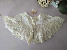 画像5: フランス 1900年前後 刺繍レースの小さなつけ襟 (5)