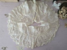 画像4: フランス 1900年前後 刺繍レースの小さなつけ襟 (4)