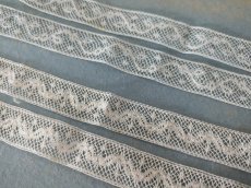 画像2: フランスアンティーク　チュール刺繍レース 2本セット (2)