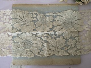 フランスアンティークメルスリーとブロカント雑貨のお店｜Mon Atelier