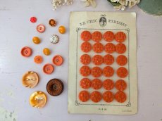 画像5: フランス蚤の市 ボタンアソート オレンジ 13-34mm (5)