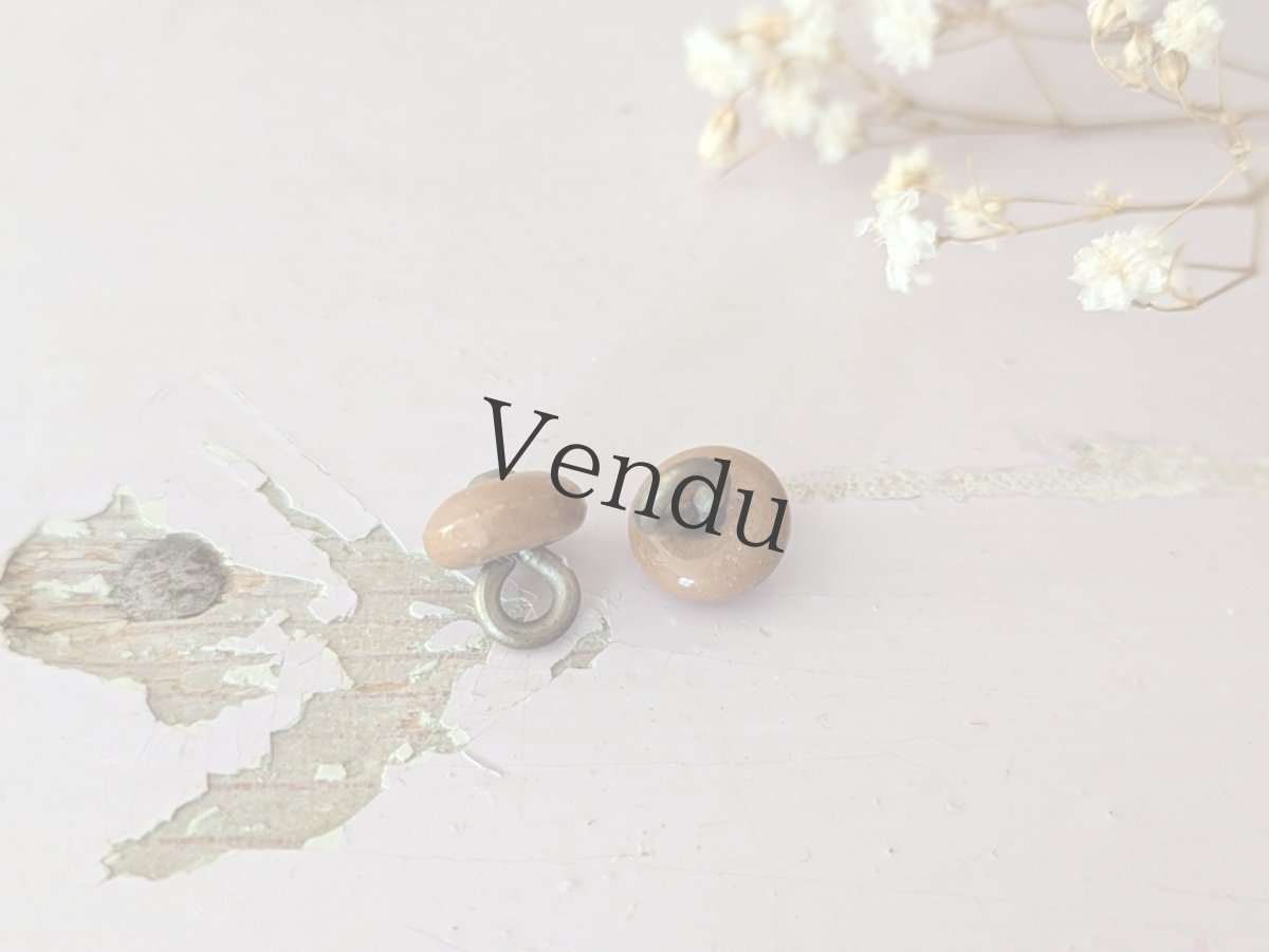 画像2: フランス 1900年前後 靴用ボタン／シュ―ボタン キャラメル 2個セット 9mm (2)