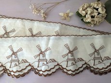 画像1: フランスヴィンテージ 刺繍リボントリム 50cm×11本セット 風車 (1)