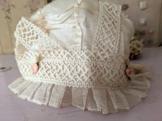 画像3: フランス 1900年前後 シルクとレースの小さなボネ (3)