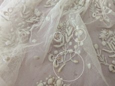 画像6: フランス 19世紀末 白糸刺繍のボネ (6)