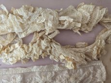 画像3: フランスアンティーク　はぎれパーツセット＋ばらのトリム＋貝ボタンつき (3)