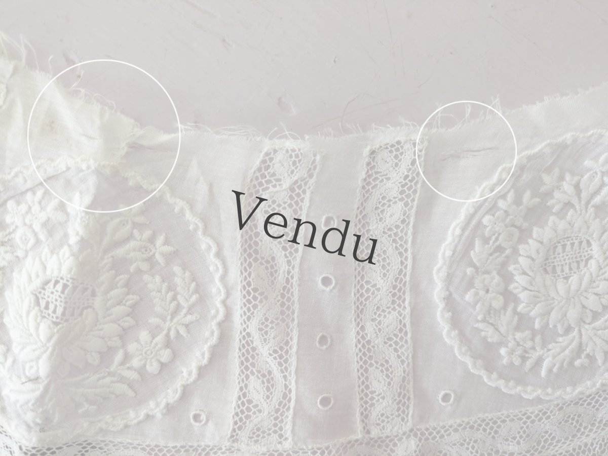 画像7: フランスアンティーク　白糸刺繍とヴァランシエンヌレースのはぎれパーツ (7)