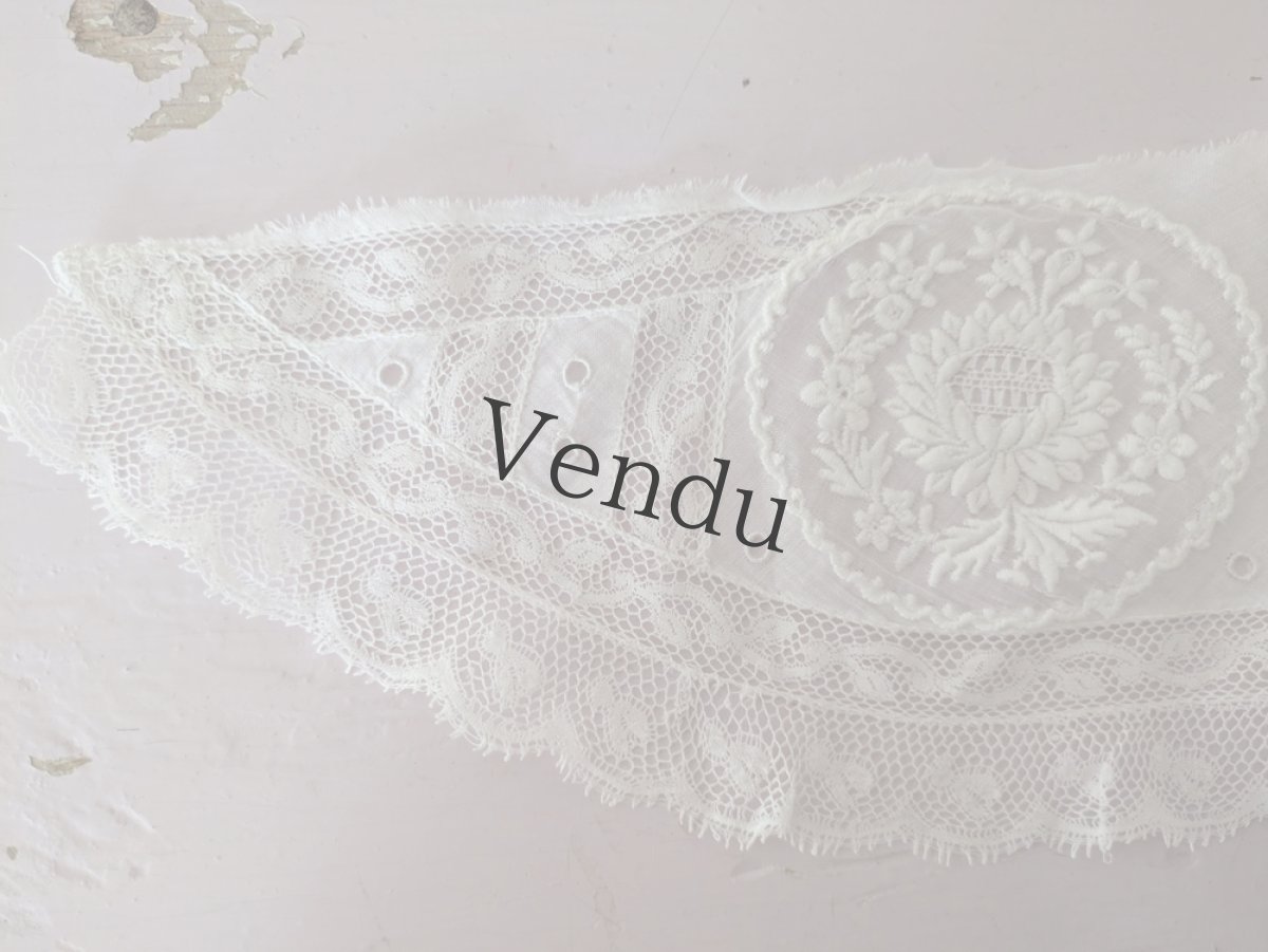 画像5: フランスアンティーク　白糸刺繍とヴァランシエンヌレースのはぎれパーツ (5)