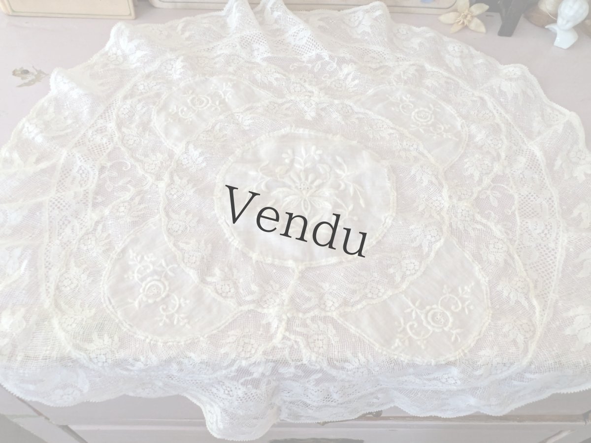 画像3: フランスアンティーク　ノルマンディレースのドイリー 45×42cm (3)
