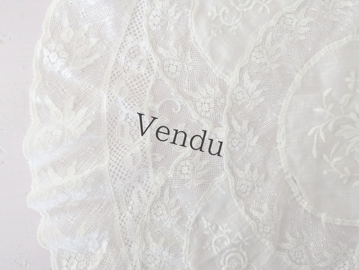 画像4: フランスアンティーク　ノルマンディレースのドイリー 45×42cm (4)