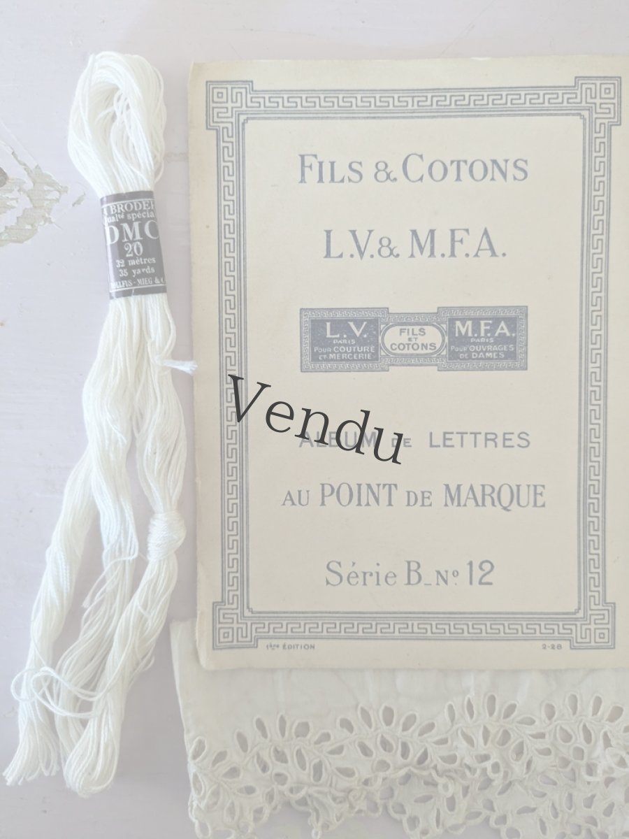 画像2: フランスアンティーク 刺繍メルスリーセット (2)