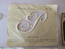 画像6: フランスアンティーク 刺繍メルスリーセット (6)