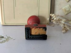 画像2: フランスアンティーク 刺繍木製グリップスタンプ (2)