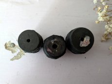 画像2: フランスアンティーク 刺繍木製スタンプ 3個セットA 24-27mm (2)