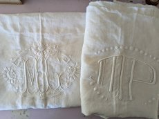 画像7: フランスアンティーク　イニシャルモノグラムML刺繍 大判はぎれ (7)