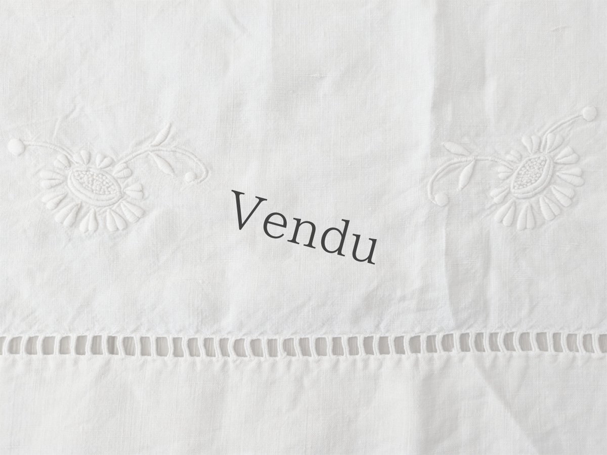 画像5: フランスアンティーク　イニシャルモノグラムML刺繍 大判はぎれ (5)