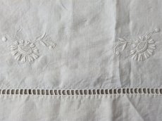 画像5: フランスアンティーク　イニシャルモノグラムML刺繍 大判はぎれ (5)