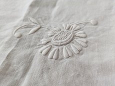 画像6: フランスアンティーク　イニシャルモノグラムML刺繍 大判はぎれ (6)