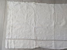 画像3: フランスアンティーク　イニシャルモノグラムMP刺繍 大判はぎれ (3)