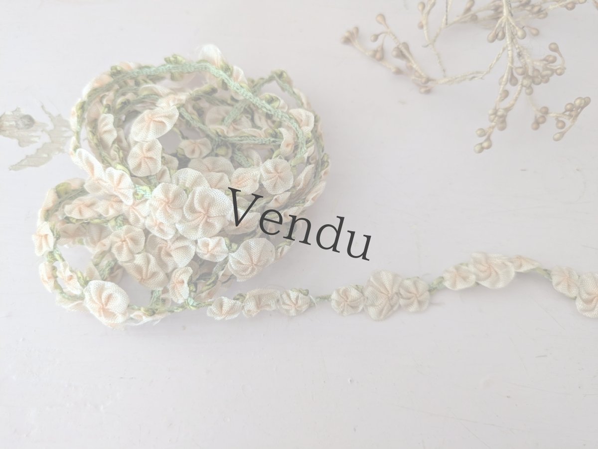 画像1: フランスアンティーク　ロココリボン ペッシュピンク 50cm〜 (1)