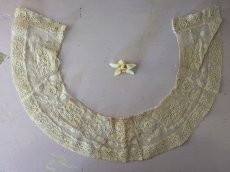 画像4: フランス 1900年前後 チュール刺繍レースの小さなつけ襟 (4)