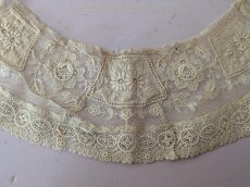 画像5: フランス 1900年前後 チュール刺繍レースの小さなつけ襟 (5)