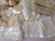 画像5: フランスアンティーク カルトナージュボックス入りたっぷりレースセット おまけつき (5)