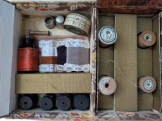 画像12: フランス 1950-1960年 カルトナージュのお裁縫箱 カルティエ=ブレッソン  (12)