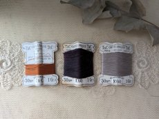 画像2: フランス 1900-1920年 ミシン用シルク糸巻き 3色セット T&C PARIS (2)