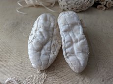 画像7: フランス 1900年前後 カットワーク刺繍 べべのパントゥーフル（室内履き） (7)