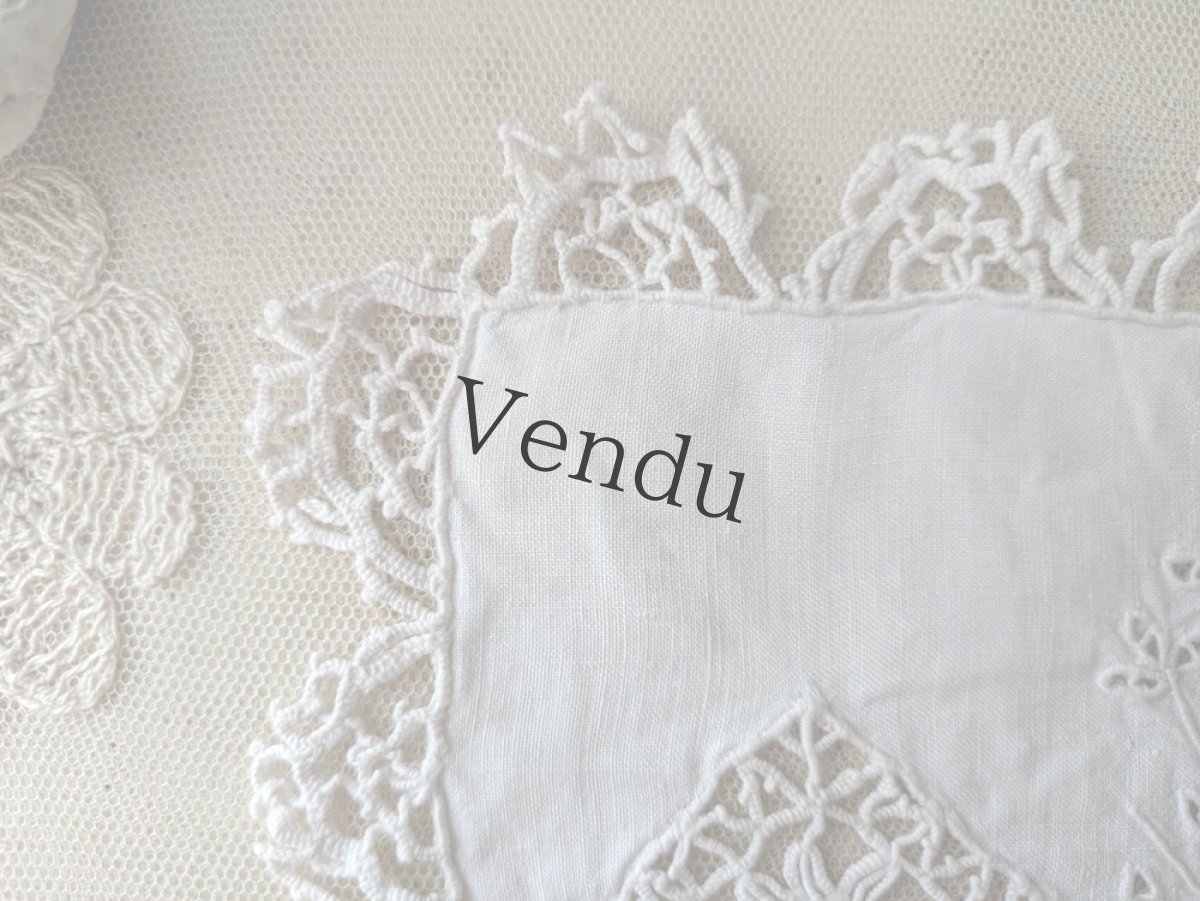画像6: フランスヴィンテージ　カットワーク刺繍のプチクロス 17.5×29.5cm (6)