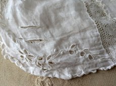 画像3: フランス 1900年前後 カットワーク刺繍の小さなボネ (3)