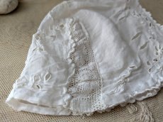 画像5: フランス 1900年前後 カットワーク刺繍の小さなボネ (5)
