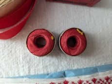 画像4: フランス 1900-1930年 小さな糸玉 リネン 赤 100 AU CHINOIS (4)