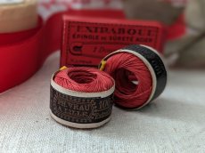 画像3: フランス 1900-1930年 小さな糸玉 リネン 赤 100 AU CHINOIS (3)