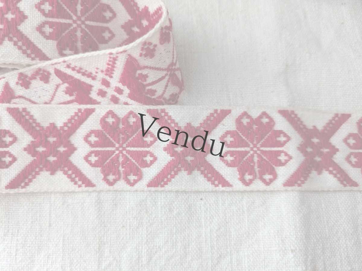 画像2: フランスヴィンテージ 刺繍リボン 100cm (2)