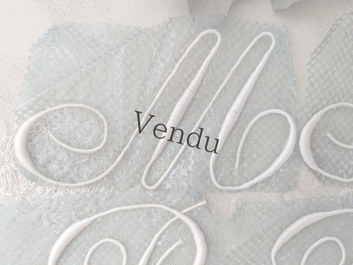 画像2: フランスヴィンテージ　刺繍イニシャルシート "M + P" 5点セット (2)