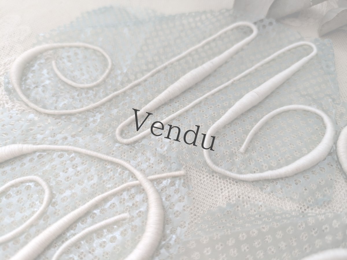 画像3: フランスヴィンテージ　刺繍イニシャルシート "M + P" 5点セット (3)