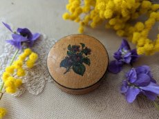 画像2: フランスヴィンテージ 木製すみれのピルケース (2)