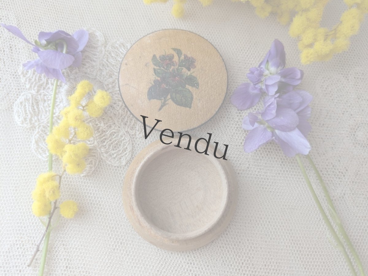 画像4: フランスヴィンテージ 木製すみれのピルケース (4)