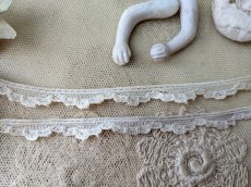 画像2: フランスアンティーク　スカラップレース 2本セット 47cm, 54cm (2)