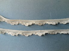 画像3: フランスアンティーク　スカラップレース 2本セット 47cm, 54cm (3)