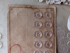 画像2: フランスアンティーク ガラスボタンシート 14mm (2)