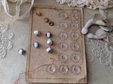 画像6: フランス 1900年前後 極小ボタン白×ゴールド 9mm 6個セット (6)