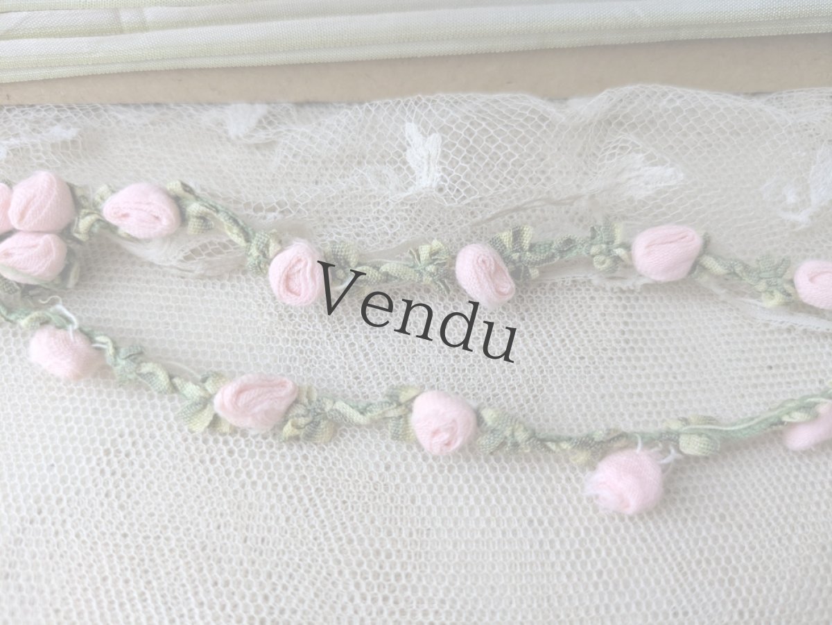 画像2: フランス 1900年前後 ばらのロココリボン ピンク×モスグリーン 32cm (2)